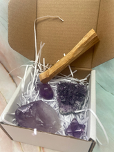 Load image into Gallery viewer, Amethyst Premium Mixed Crystal Gift Set
