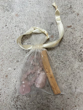 Load image into Gallery viewer, Rose Quartz Crystal Kit
